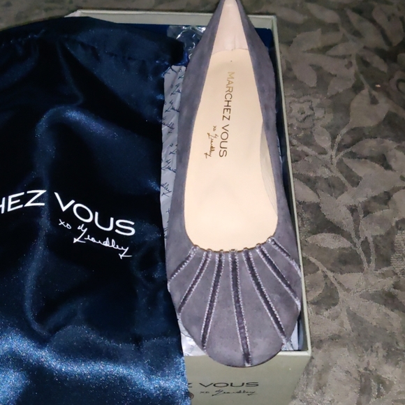 Marches vous flats - Picture 1 of 8